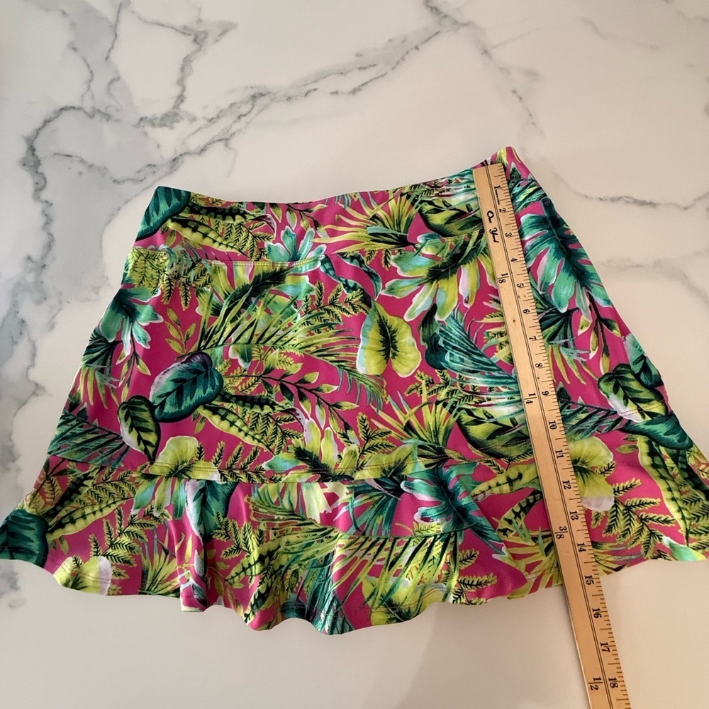 Tommy Bahama Tropical Print Skort- Pink and Green Like New, size Large